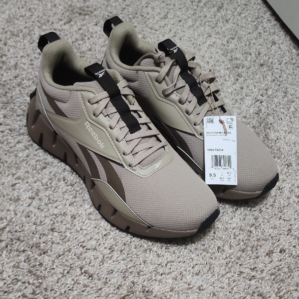 Reebok Beige and Brown Sneakers